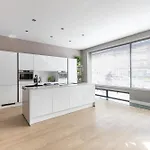 Apartamento Spacious Blijdorp With3 Double Beds *