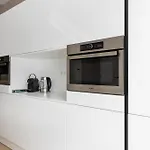 Spacious Blijdorp With3 Double Beds Apartment