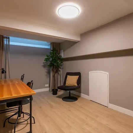 Appartamento Spacious Blijdorp With3 Double Beds *