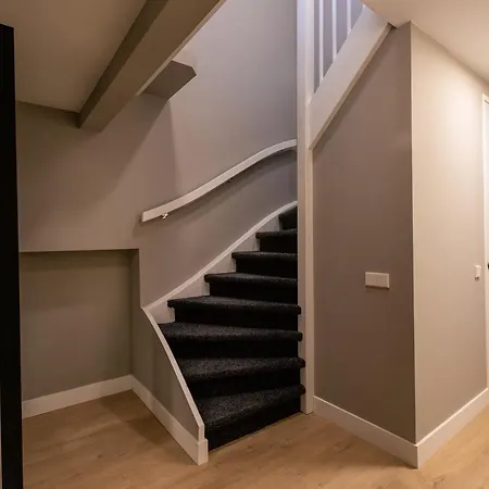 Spacious Blijdorp With3 Double Beds Appartamento *