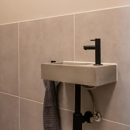 Spacious Blijdorp With3 Double Beds * Rotterdam