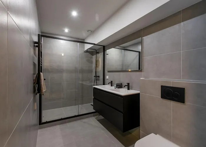 Spacious Blijdorp With3 Double Beds Ρότερνταμ