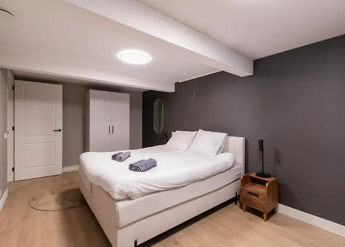 Spacious Blijdorp With3 Double Beds Ρότερνταμ