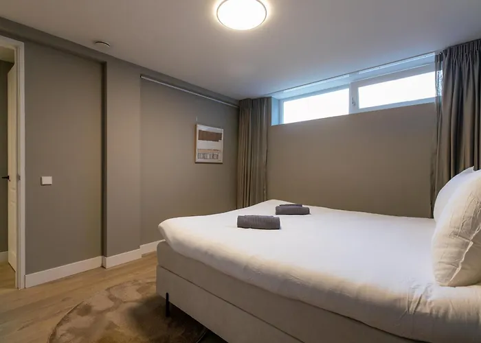 Spacious Blijdorp With3 Double Beds Appartamento