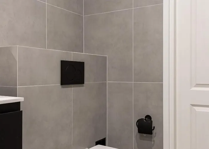 Spacious Blijdorp With3 Double Beds *