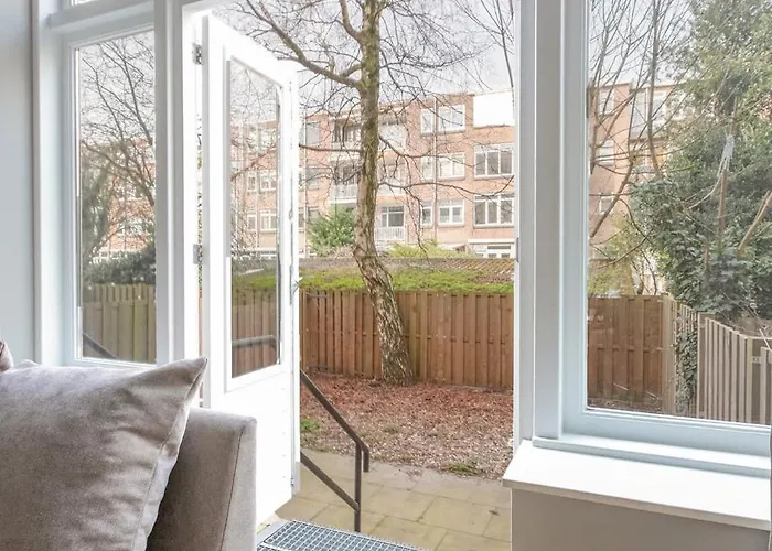Spacious Blijdorp With3 Double Beds Rotterdam
